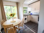 6 bedroom house to rent