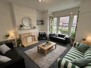 6 bedroom house to rent