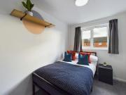 6 bedroom house to rent