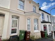 6 bedroom house to rent
