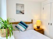 6 bedroom house to rent