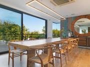 6 Bedroom House To Rent in Camps Bay
