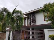 Newly Renovated 6BR House with Pool at Ayala Alabang...