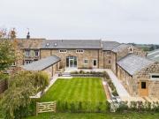 6 bedroom link detached house for sale