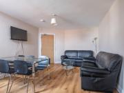 6 bedroom maisonette to rent