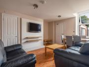 6 bedroom maisonette to rent