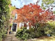 6 Bedroom Mid Terraced House For Sale In Deburgh...