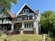 6 bedroom, Milwaukee WI 53208 93625710