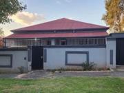 6 bedroom on the market in turffontein