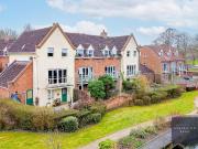 6 bedroom private hall for rent in Old Laundry Court,...