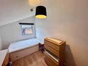 6 bedroom property to let in *£110PPPW* Frederick Grove,...