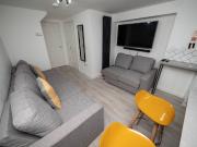 6 bedroom property to let in 215 Hubert Road £672 pw