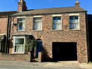 6 Bedroom House