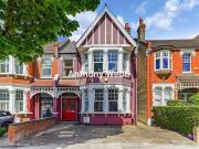 6 Bedroom Semi Detached House