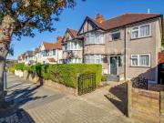 6 Bedroom Semi Detached House