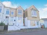 6 Bedroom Semi Detached House