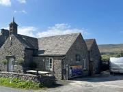 6 Bedroom Semi Detached House