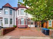 6 Bedroom Semi Detached House