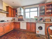 6 Bedroom Semi Detached House