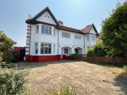 6 Bedroom Semi Detached House