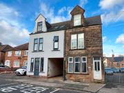 6 Bedroom Semi Detached House