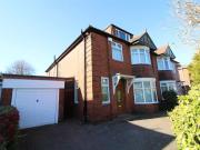 6 Bedroom Semi Detached House