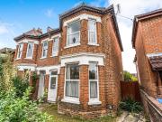 6 bedroom semi detached house for rent in Alma Road,...