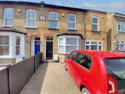 6 bedroom semi detached house for rent in Bridge Road,...