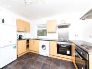 6 bedroom semi detached house for rent in Norwich Drive,...