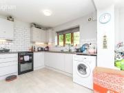 6 bedroom semi detached house for rent in Norwich Drive,...