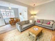 6 Bedroom Semi detached House For Rent In West Didsbury