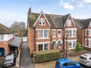 6 bedroom semi detached house for sale