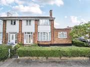 6 bedroom semi detached house for sale