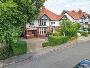 6 bedroom semi detached house for sale
