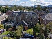 6 bedroom semi detached house for sale