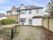 6 bedroom semi detached house for sale