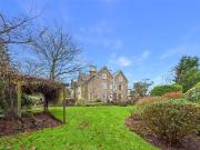 6 bedroom semi detached house for sale