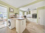 6 bedroom semi detached house for sale in Bramley...