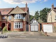 6 bedroom semi detached house for sale in Marlborough...