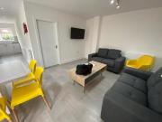 6 bedroom Semi detached house To Let