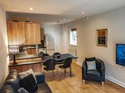 6 bedroom Semi detached house To Let