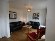 6 bedroom semi detached house to rent