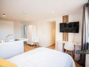 6 bedroom semi detached house to rent