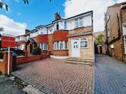 6 bedroom semi detached house to rent