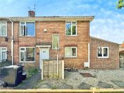 6 bedroom semi detached house to rent