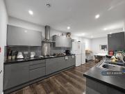 1 bedroom house share to rent