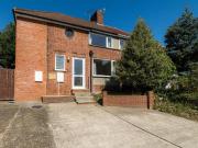 6 bedroom semi detached house to rent
