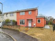 6 bedroom semi detached house to rent