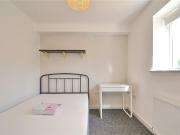 6 bedroom semi detached house to rent