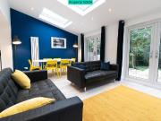 6 bedroom semi detached house to rent